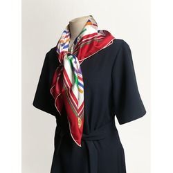 Foulard rouge (90x90 cm)